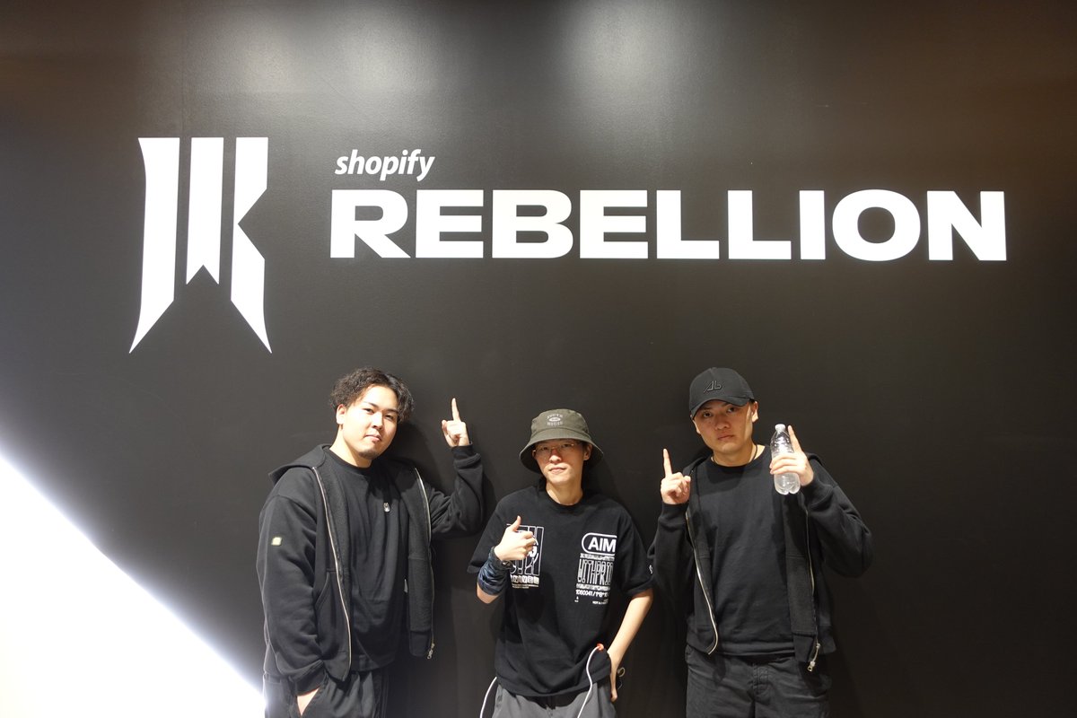 AIMWITHPRIDE's tweet photo. Bootcamp Ready⛺️
Shopify Rebellionの施設をお借りして2週間弱
現地で練習に励みます🏃🏻

Thank you @ShopifyRebels!!

#ArmTheRebels #ZETAWIN https://t.co/6Bu6TR09VD