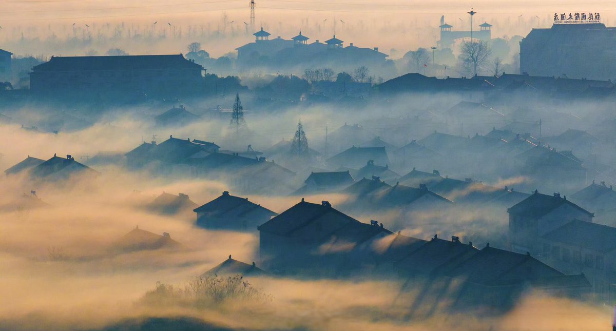 veerapol2's tweet photo. [Seek the faint traces of the past in the mist-covered Tan Valley]， https://t.co/SO1xYbZZvz