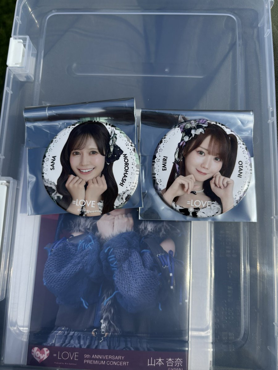jennijenipa's tweet photo. 【イコラブ交換】
缶バッジ
求　花菜ちゃん
譲　みりにゃ、さなつん

本日会場にいるので現地交換希望です🙇‍♂️
#イコラブ #イコラブグッズ https://t.co/TnB79ohQPP