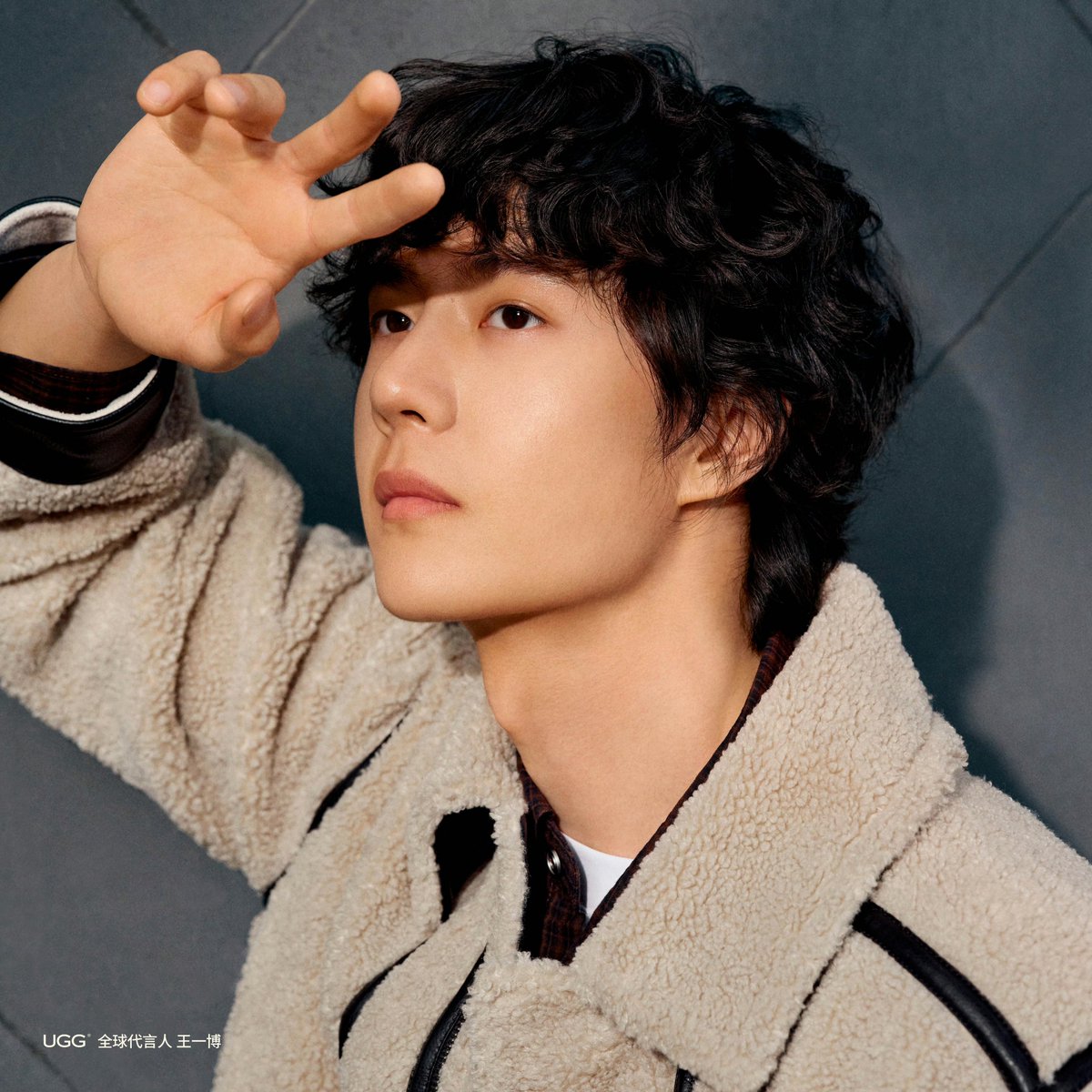 justkayyy38's tweet photo. 20261016 Wang Yibo for UGG 

AAHHH SOO SHUAIIII 🤤🤌🏻 

#WangYiboxUGG https://t.co/7nvvxHGyhR