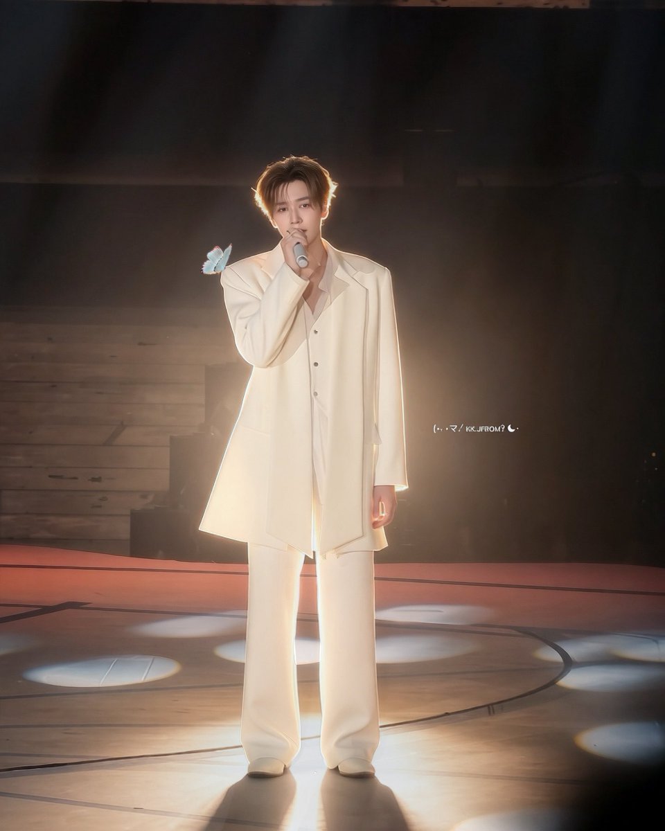 kk_fromwhere's tweet photo. ขอให้น้องมาร์คเปล่งประกายในสายตาทุกคน แบบที่เรามองอยู่ในตนนี้นะ ✨💫 ให้พระจันทร์ถูกค้นพบเยอะ ๆ เลย

ALL OUR LOVE FOR MARKJRTN

#MarkjrtnIG1M600KX500K https://t.co/oOX13sUp4a