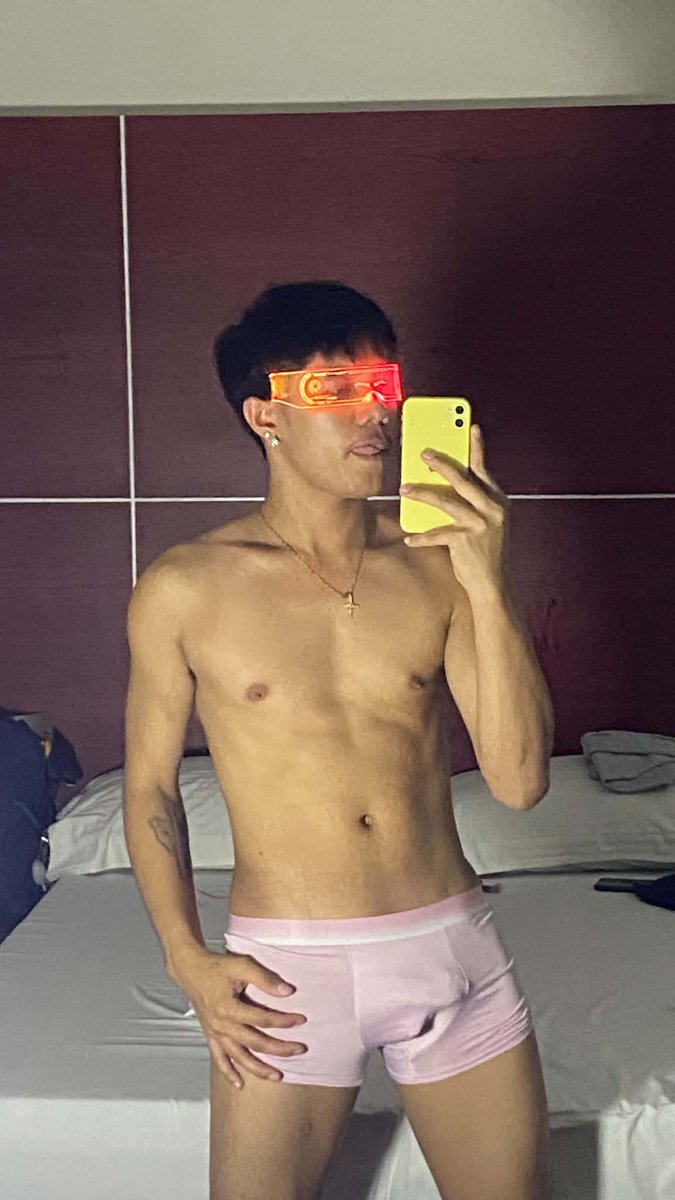 Kalixthegrey's tweet photo. Another year older, another year stronger, Thank you God, For the gift of life, Today is My birthday🎂 HAPPY BIRTHDAY SELF🎂🍻🍆💦 https://t.co/lYwTk6YzN3