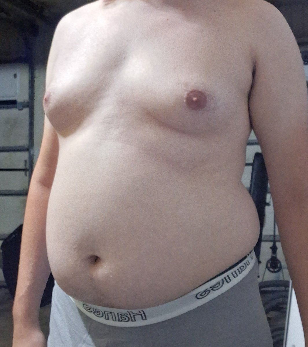 Rooboyooo's tweet photo. Update. I need a bigger butt https://t.co/Bu3fR0zPIV