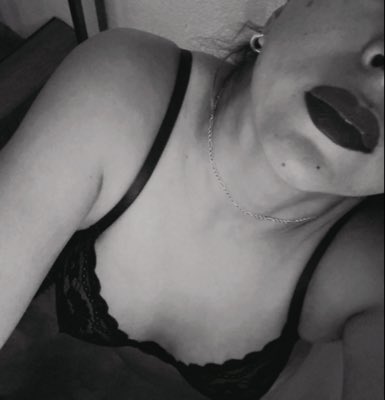 lachicade1m76's tweet photo. #NuevaFotoDePerfil https://t.co/MRJZxpzVrC