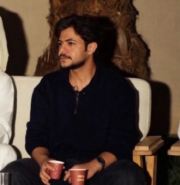 2ojao's tweet photo. مررررره Beautiful🖤 https://t.co/mP2gVbdTcd