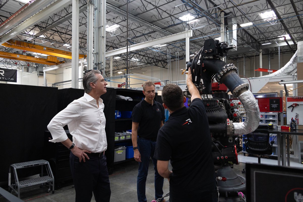 RocketLab tweet picture