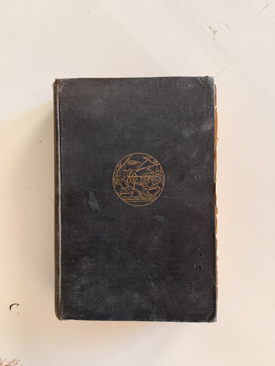 shrimpskull's tweet photo. First Edition print of Harold Lamb’s “The Crusades” (1930) I picked up at an antique store for $2.

Great condition considering the age and obvious use https://t.co/wEXXPqwrhY