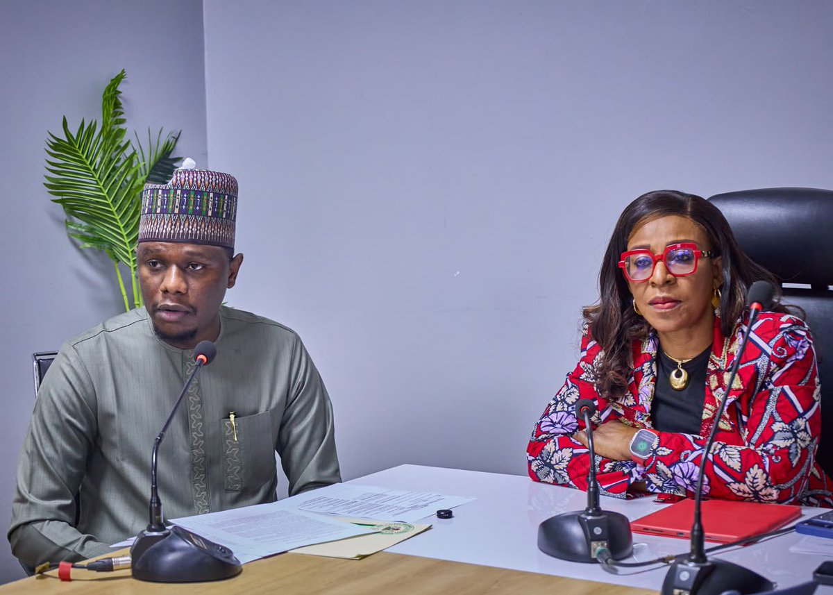 bunu_aliyu's tweet photo. Pleased with the joint collaboration with Nigeria Export Promotion Council for Connect Webinar 10.0 on advancing Nigeria’s halal economy, unlocking export opportunities, and positioning Nigerian businesses for greater access to global markets. #economicdiversificatoin #NHESICS https://t.co/0VlDqqZwWa