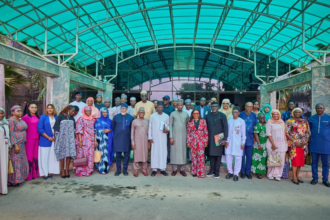 bunu_aliyu's tweet photo. Pleased with the joint collaboration with Nigeria Export Promotion Council for Connect Webinar 10.0 on advancing Nigeria’s halal economy, unlocking export opportunities, and positioning Nigerian businesses for greater access to global markets. #economicdiversificatoin #NHESICS https://t.co/0VlDqqZwWa