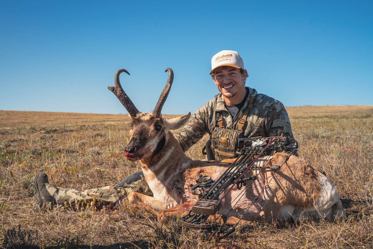 OUTDChannel's tweet photo. Please join us in congratulating Lee Lakosky of Outdoor Channel’s CRUSH with Lee & Tiffany on his second biggest archery elk to date in Montana.

Also, congratulations to Cole Thomas, CRUSH producer on his archery antelope in Montana.

#FindYourAdventure #outdoors #hunting #elk #bullelk