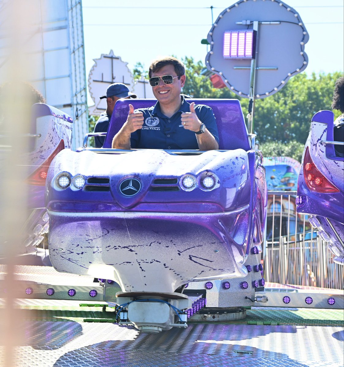 LukeFarleyNC's tweet photo. The @NCStateFair is finally here! Who’s ready to ride some rides? This guy. 🎡 https://t.co/XYbUOTL3vR