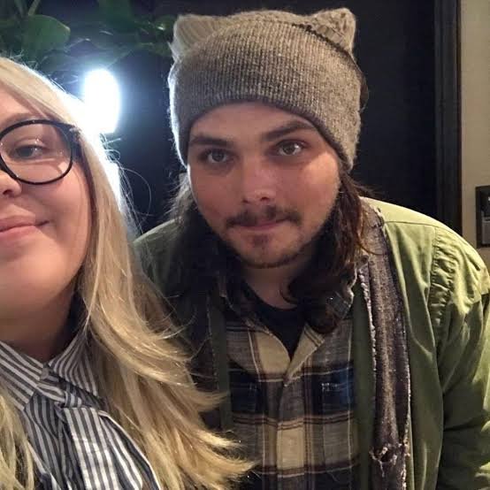 Ghost_Gore's tweet photo. I feel like we don't talk about this era of Gerard enough and it makes a little sad https://t.co/ew3PFwKYQZ