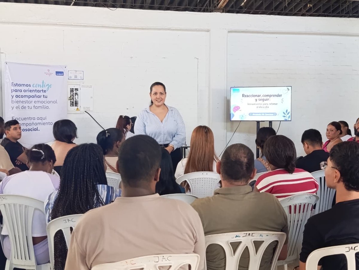 DEconomicoCali's tweet photo. 💼 ¡Más oportunidades para el talento caleño!

Así vivimos la feria laboral Más Empleos Cali, un espacio para acercar a la ciudadanía a vacantes disponibles, recibir orientación laboral y fortalecer sus perfiles para ingresar al mercado de trabajo. https://t.co/pIMIZ7kUjp