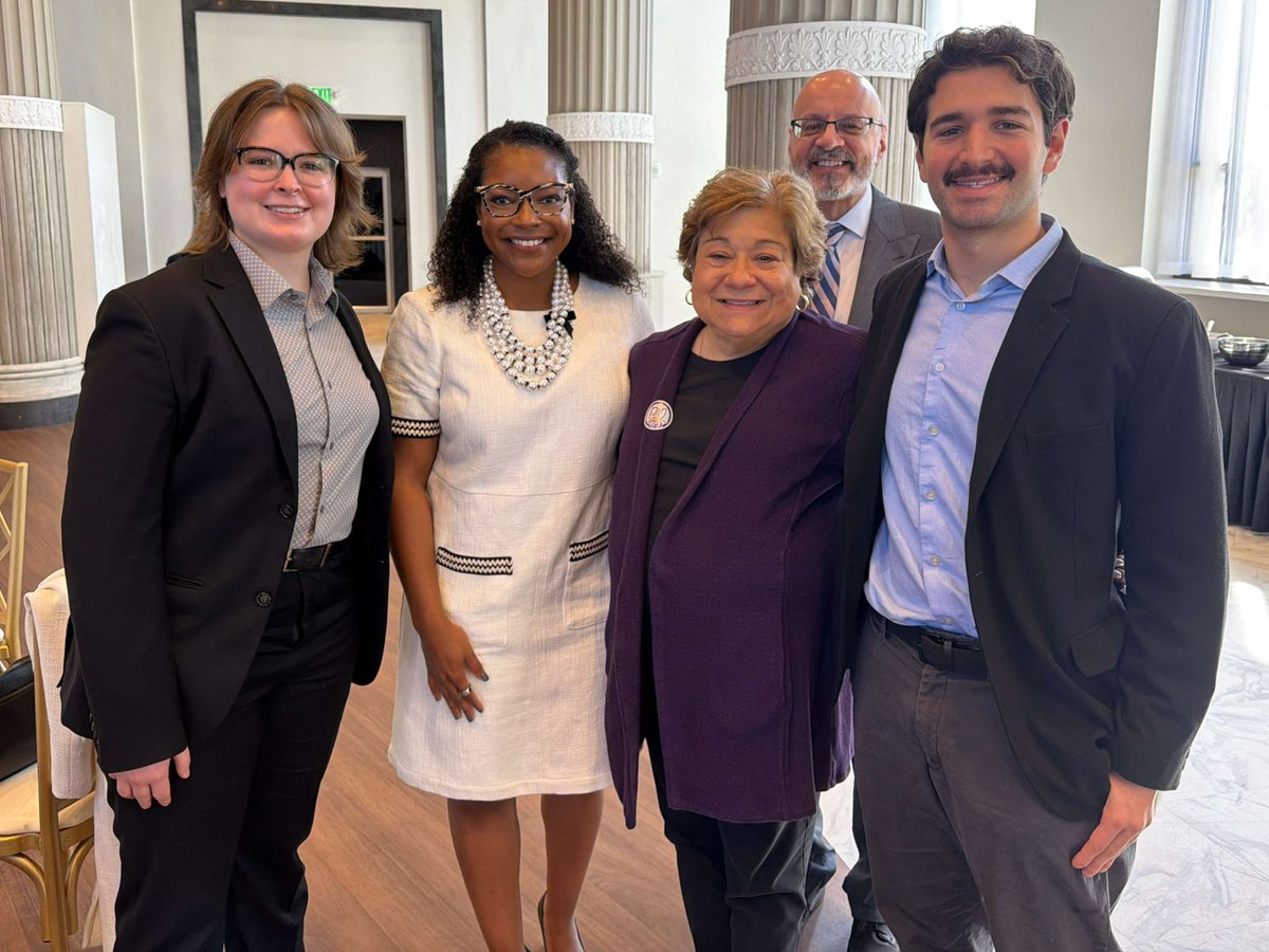 StateandFederal's tweet photo. Gabi Thompson, Elizabeth Bartz, Joseph May, and Niko Konstantinopoulos joined Akron Press Club today to hear from Representative Emilia Sykes, who is running for Ohio’s 13th Congressional District. Emilia shared the work which she continues to do while representing our district in congress and the vision she has for her next term. Thank you to The Akron Press Club for this opportunity to hear about Emilia's campaign.