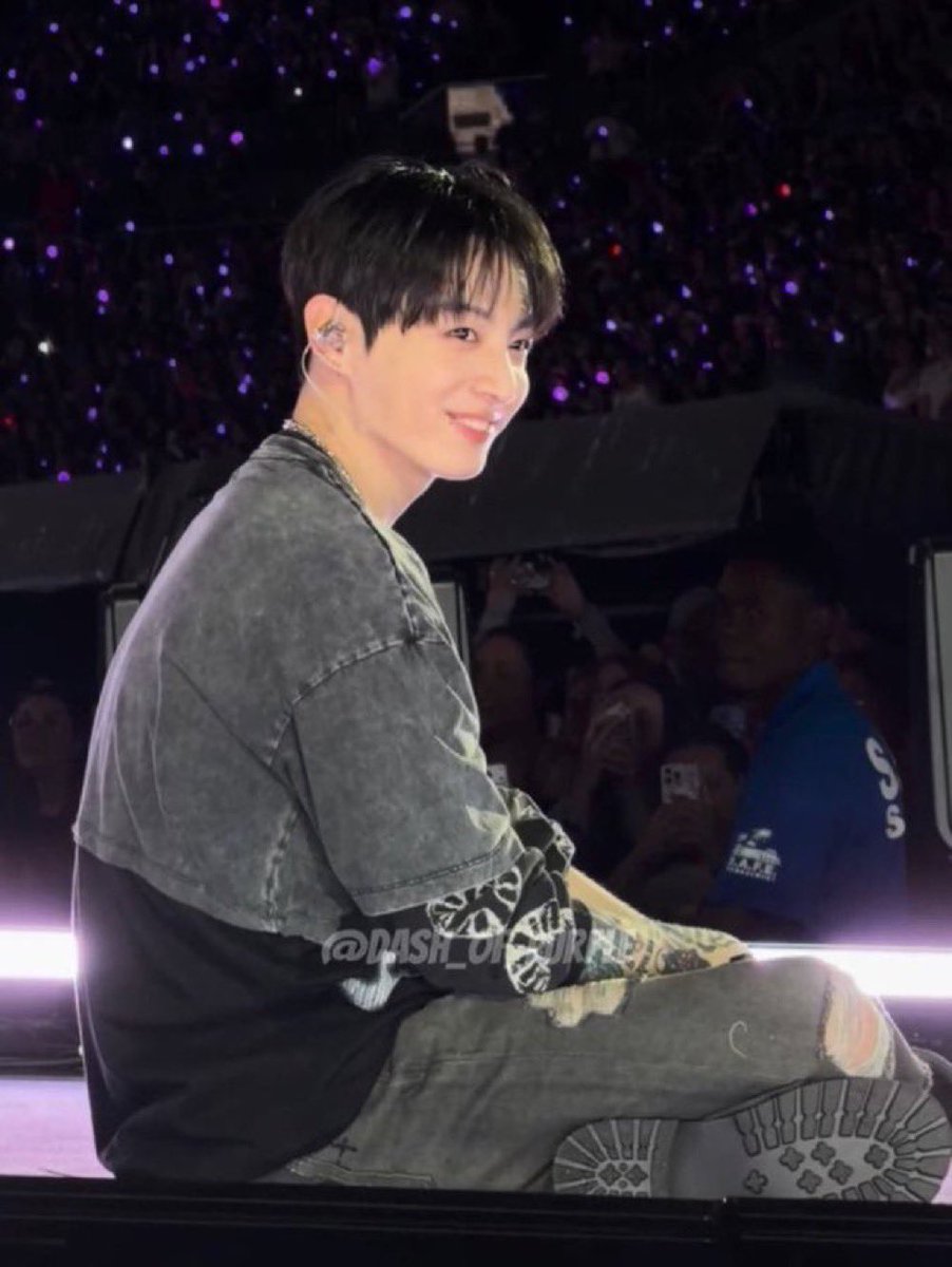 koogifs's tweet photo. 🐰 https://t.co/ciJC7X1qfV
