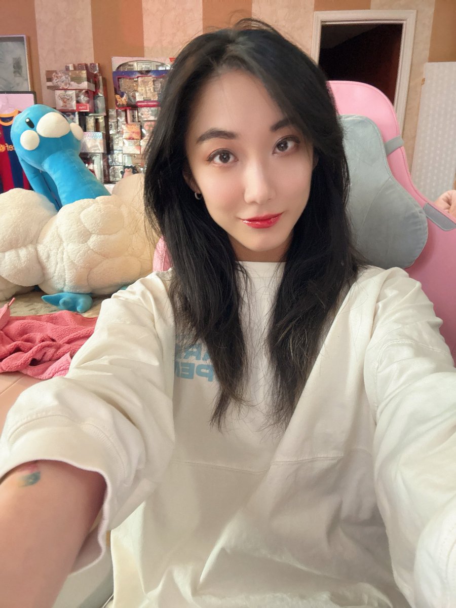 triciaisabirdy's tweet photo. I’m back! Almost overslept. Are yall ready for Monster Invasion!!? It’s my favorite event from Classic Maplestory! 

https://t.co/8T8GOj5yiV https://t.co/21Mii12QxU