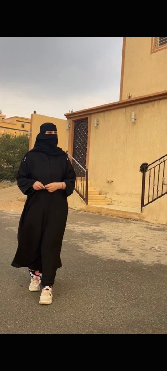 fil0539's tweet photo. زواج مسيار مكه
الجنسيه سعوديه 
المنطقه مكه المكرمه
عمري 33
طولي 166
وزني 60
لون بشرتي سمرا طبيعي 
لون شعري اسود  ناعم 
لون عيوني بنيه  وواسعه
جسمي رشيق 
عندي سكن خاص  
موظفه معلمه  
ارغب في زواج مسيار 
من رجل  يخاف الله فيني ويسعدني https://t.co/M39k8iFPWQ