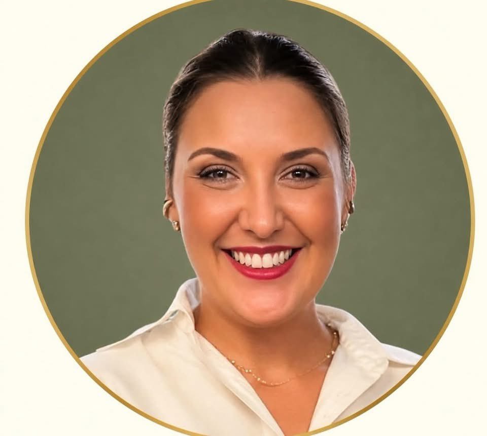 FtimaPesso2719's tweet photo. Sou fã dessa futura Ministra da Economia. Já pensou se comparar Haddataxa com a Daniella Marques ? 
Flávio Bolsonaro Presidente 2️⃣2️⃣ https://t.co/puxrvZschv