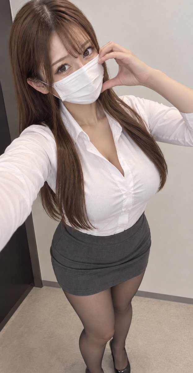 fumina777's tweet photo. どっちのふみなが好き？ https://t.co/TTtK4XKWdL