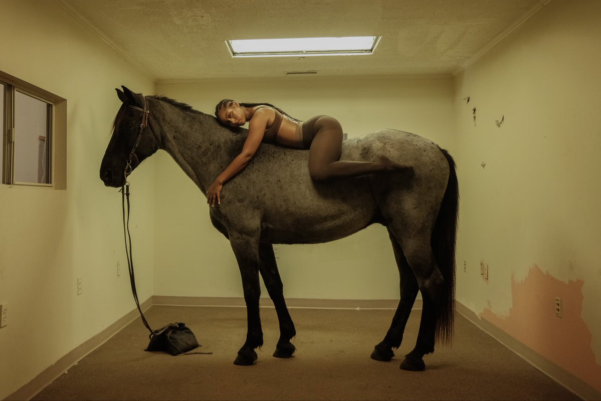iamluckydaye's tweet photo. Mouf Say w/ @PUSHA_T. 1 day until ALOUD!

https://t.co/qwaW52ANku https://t.co/nFTvjDEmsH