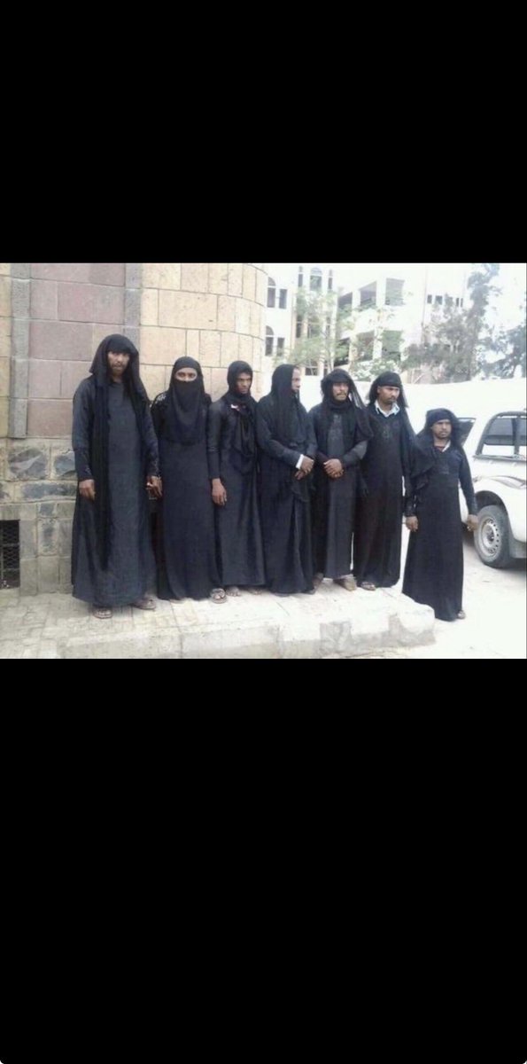 BNN_255's tweet photo. @ahmed_shami0 الحوثي يطلق ٣ خدمات (تكفى لاتدعسني) (تكفى لاتركبني) (تكفى لاتصورني) https://t.co/txLCBETDQP