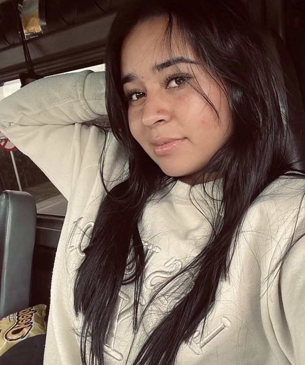 michell4704's tweet photo. Un poquito cansadita 🥹 https://t.co/HqkZt0vWCg