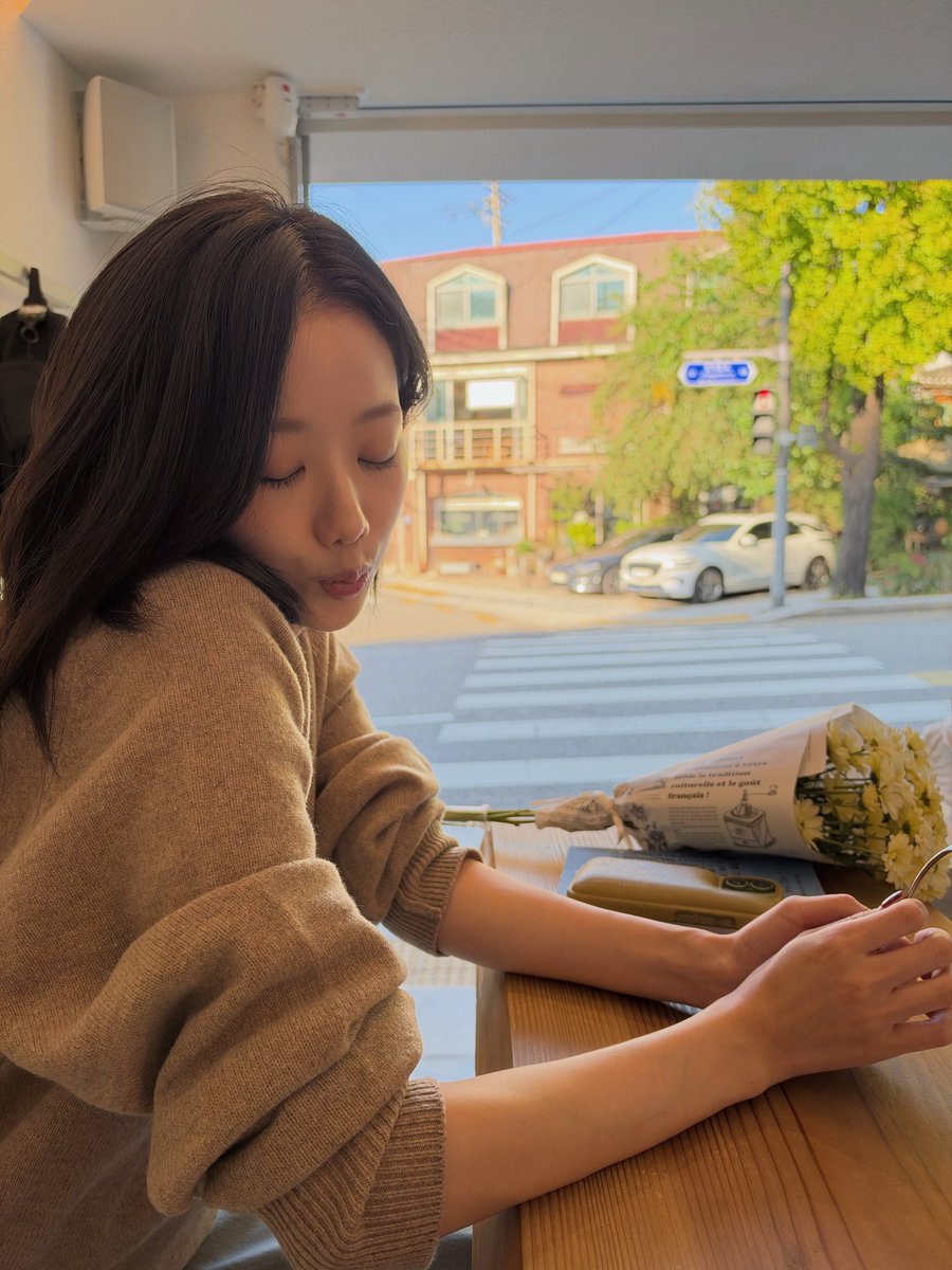 retteban's tweet photo. 261016 #이나은 #LEENAEUN 인스타그램 https://t.co/6B8IO2voj9