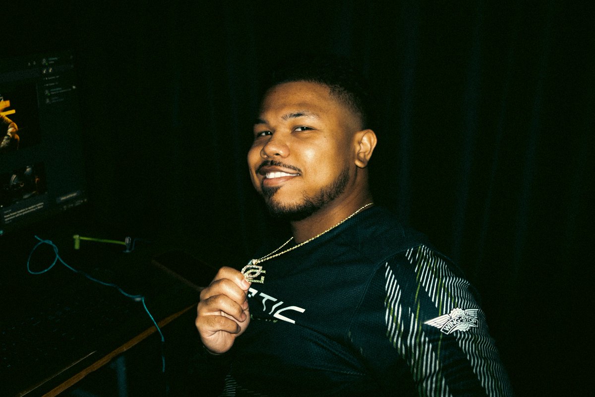 OpTic's tweet photo. OpTic Kenny https://t.co/gRa7xLcl1w