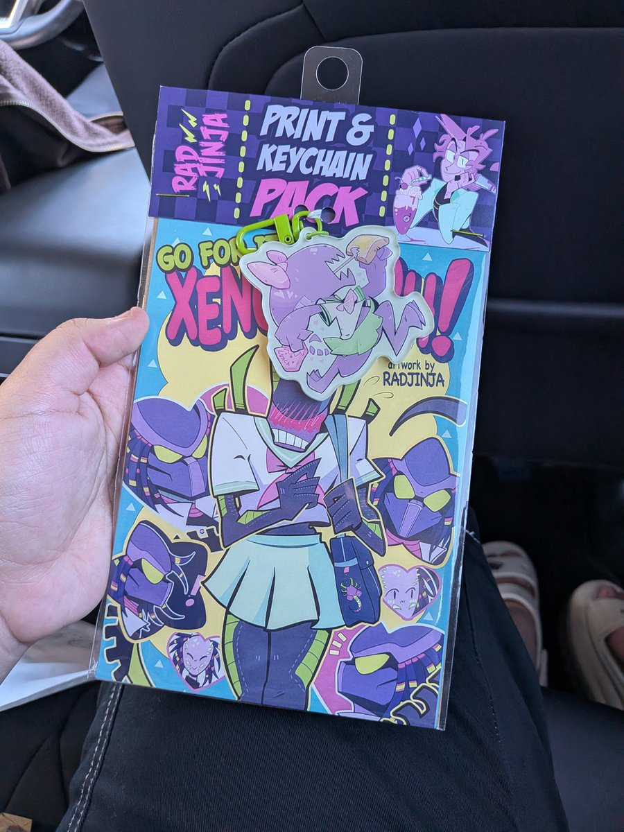 victorgideonsgf's tweet photo. @RadJinja I got some of your stuff from little Tokyo! Happy to find you on my page! https://t.co/j5kuTzMcFO