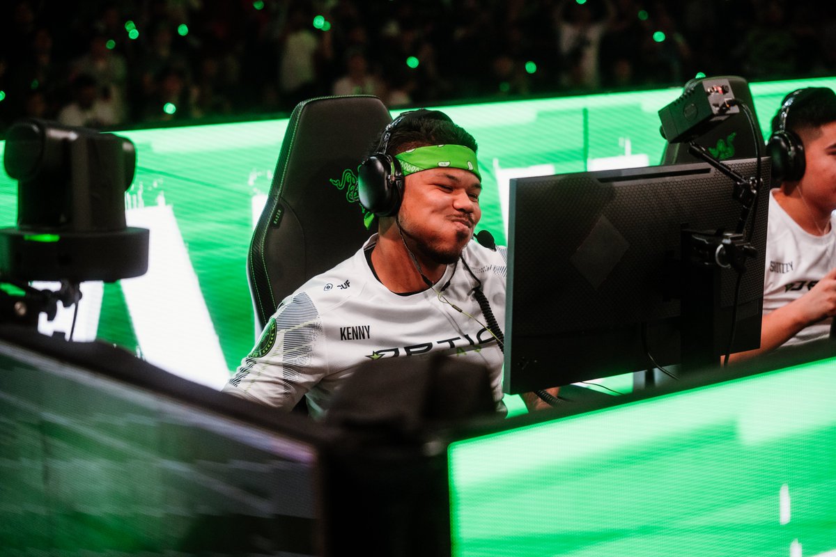 OpTic's tweet photo. OpTic Kenny https://t.co/gRa7xLcl1w