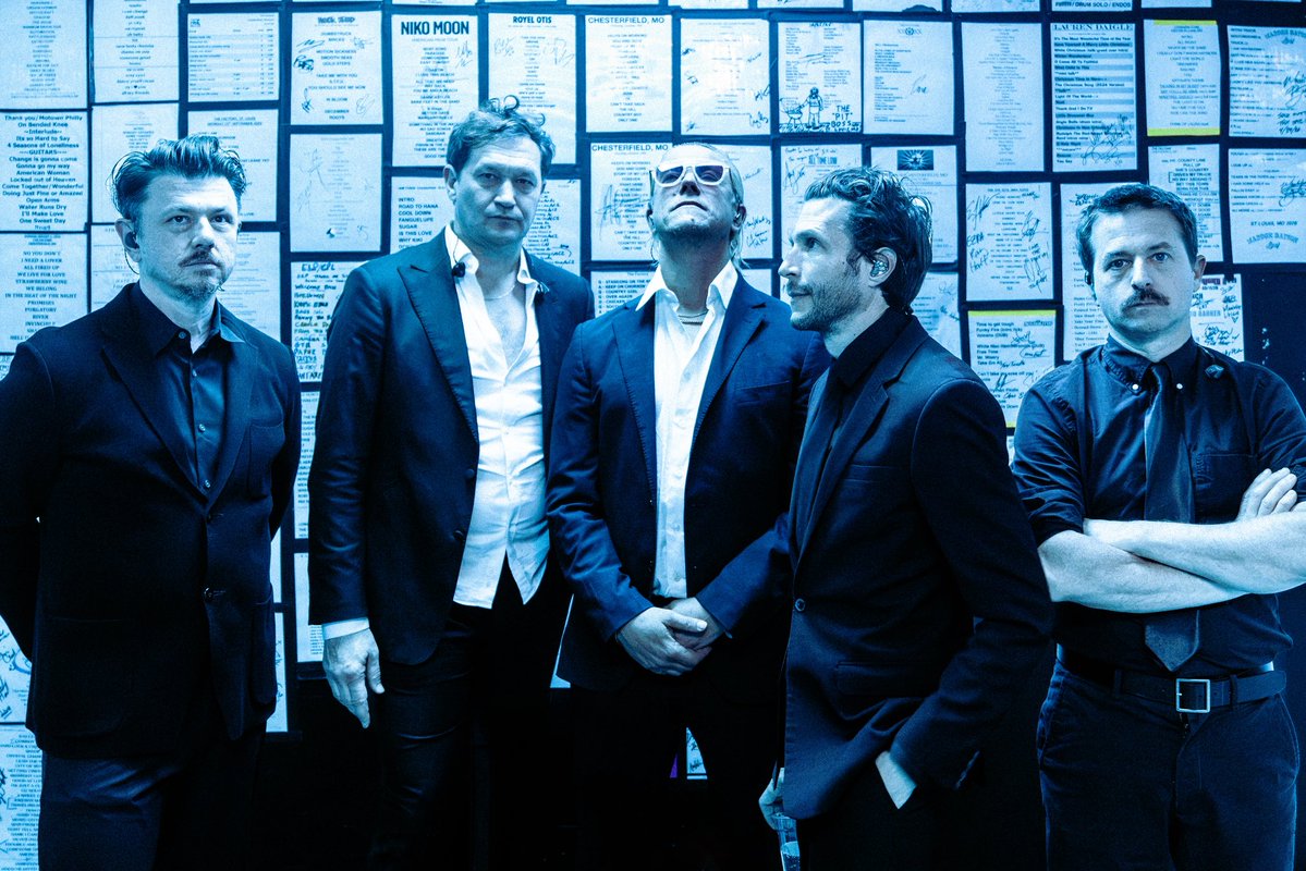 Interpol's tweet photo. St. Louis, you charmed us.
📷: @poonehghana https://t.co/9fUGzo0zhJ