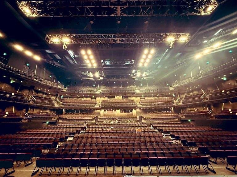 missosology's tweet photo. In a surprising twist, what many considered as the "boring" pageant had already SOLD OUT their tickets nearly a month before the delegates actually arrive in Japan!  What could be the secret behind Miss International's financial success? https://t.co/rSGpsEhdPm