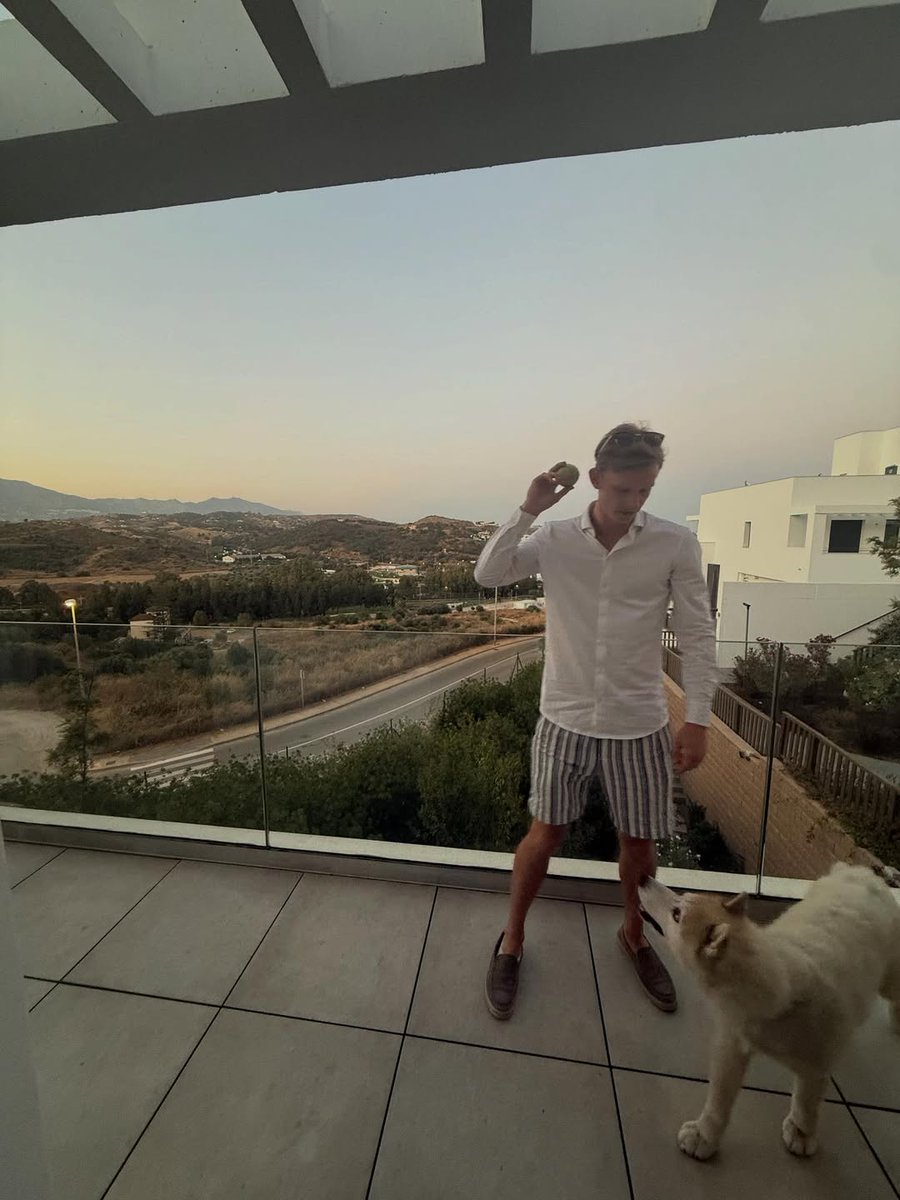 RickieHokula's tweet photo. Verano☀️ https://t.co/O3YQh3qxex