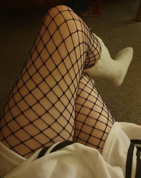 Nikkifem098's tweet photo. Sorry guys long time no see well now im back, so tell me which one looks better? 
.
.
.
#femboy #femboythighs #femboythighhighs #femboyfriday #furryfemboy #furry #nsfw https://t.co/4f5yNbRdSq