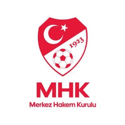 arma_siyah's tweet photo. Beşiktaş Avrupa'da 8 maç yaptı ,7 galibiyet aldı.

acaba mı denilen tek bir  hakem kararı olmadı!

Hiç Hakem konuşulmadı!

Türkiye de durum tam tersi,
ligin gerçekliği yok!

Mhk hakemleri,özellikle 4 yıldır  şampiyonu ve küme düşmeleri belirliyor

Ve hala bu tiyatro  devam ediyor https://t.co/TXmcrVSpj0