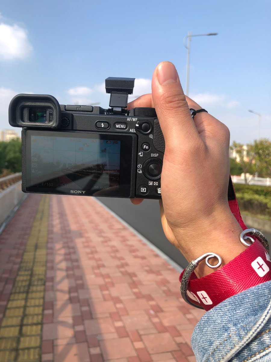 huayhua_cesar's tweet photo. New to photography Start simple: learn to use natural light and capture everyday moments. No fancy gear needed—just practice! https://t.co/2tr4rBMog3