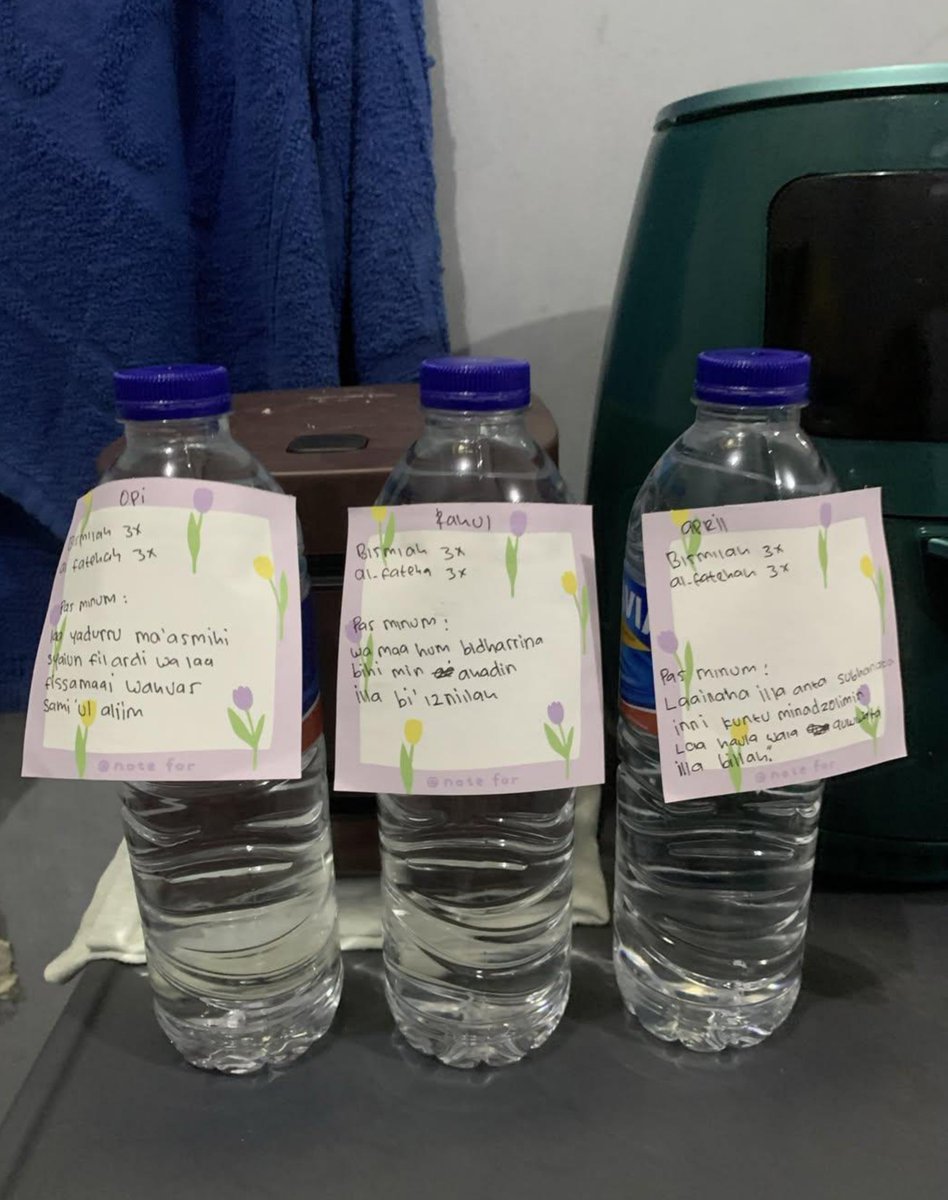 cariaeosa's tweet photo. NGERI BANGET 4 TAHUN NGEKOST BARENG SAMA ANAK DUKUN, MANA MUKANYA SEREM COYY 😭😭 https://t.co/KnnBiZ3JIt