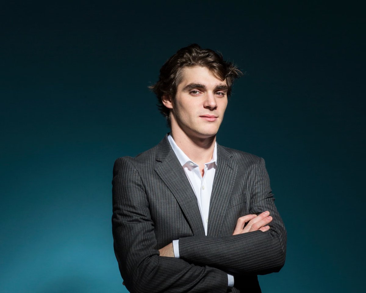 CallidusDominus's tweet photo. It was really sad hearing of RJ Mitte passing at only 34. We know him playing Walter White Jr. in Breaking Bad, alongside other roles, but he also did good disability rights work. A sad loss. #RIP #RJMitte #RIPRJMitte https://t.co/l8zuWNVpQR