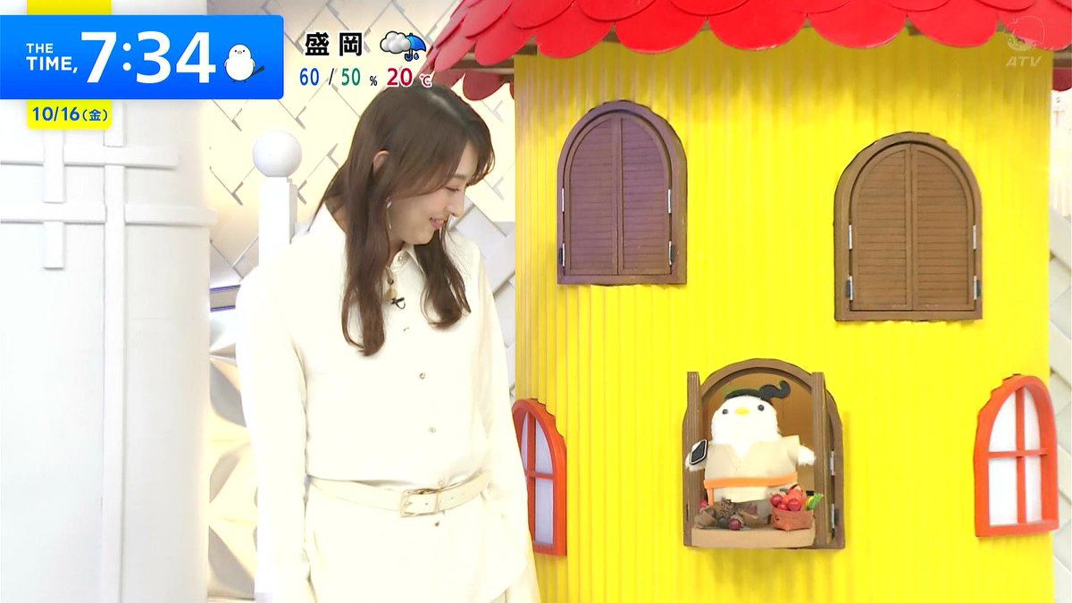 Chutohanpa1234's tweet photo. 🐥「珠城さーん初めまして！宝塚の役者さんたちってみんなビシッとしていて立ち姿がカッコいいよね！」
珠城「そうかも知れませんｗでもエレガントも出来ます！」
🐥「僕にもカッコいい立ち姿教えて！」
珠城「今別班なので…こういう感じでしょうかｗ」
スタッフ「おおおお！」
#thetime_tbs #VIVANT https://t.co/ULjZeNNhD4