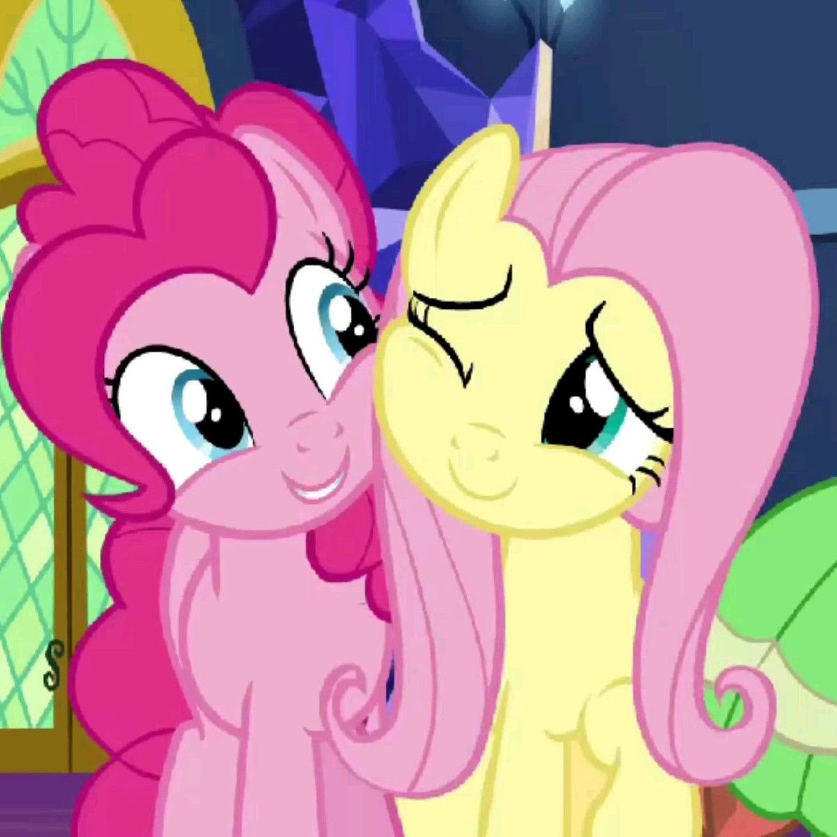 pinkaminaa's tweet photo. cutest ship ever flutterpie will forever be in my heart 💗💗 https://t.co/gFZvu3mjZ6
