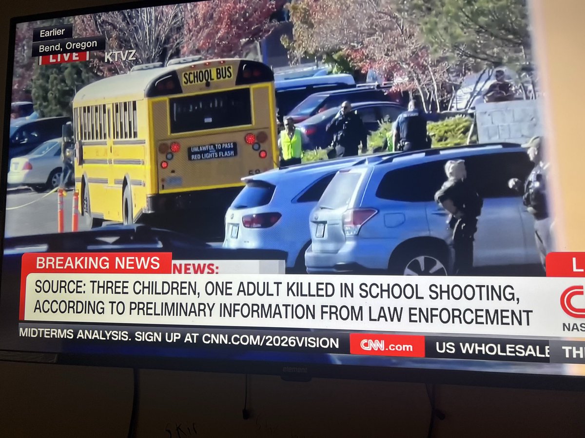 britbritbrat87's tweet photo. @MrsMSalt @heatedreports Okay maam. Your right. We are wrong. https://t.co/5atj8z585o
