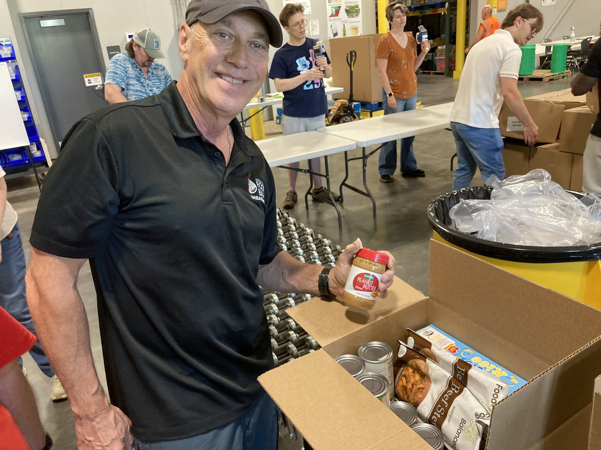 ChiefKeith's tweet photo. We broke some records today at the @ARFoodbank. We packed meal boxes for 450 seniors totaling 15,360 pounds  (that’s 7 1/2 tons of food)—in under 2 hours! We had a great volunteer crew that was hard working and efficient. Come join us —> https://t.co/QkjAElPmes.  #arwx https://t.co/VWLFvedu4U