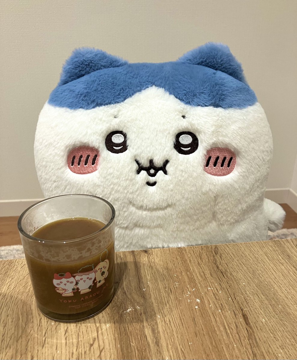 hataraku_ware's tweet photo. 朝にカレー飲むとさァ
なんか元気出るよねッ！ https://t.co/qzF60xu9O0