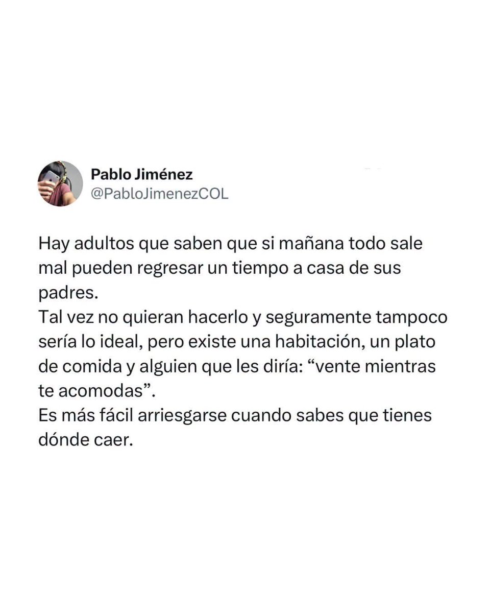 EduardoMtSantos's tweet photo. Le mandé esta imagen a mis papás para darle las gracias y ahora me tuve que venir al baño de la oficina a llorar por su respuesta JAJA https://t.co/eNgZQ7lJ0U
