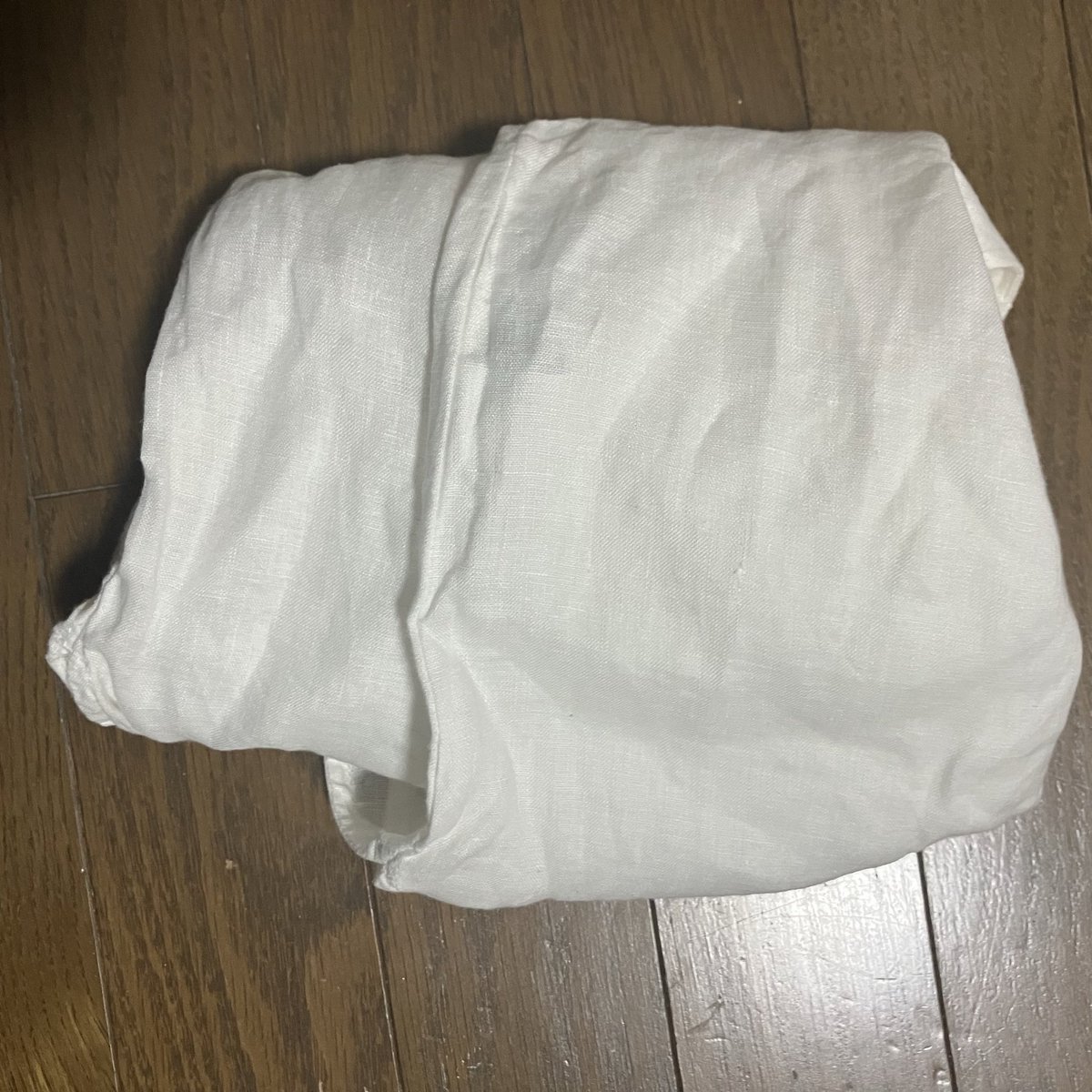 Diedie080608's tweet photo. 【1000個捨てチャレンジ】

・服、書類、裁縫道具、画用紙、箱等

累計185個

#一日一捨  #捨て活 https://t.co/Hws1ypIjzY
