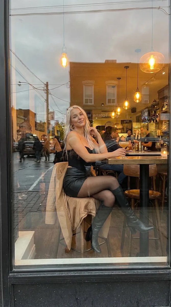 KaiserxLea's tweet photo. New day new Outfit 

What do you think of it ?
Let me know! https://t.co/EcEIGhvdOw