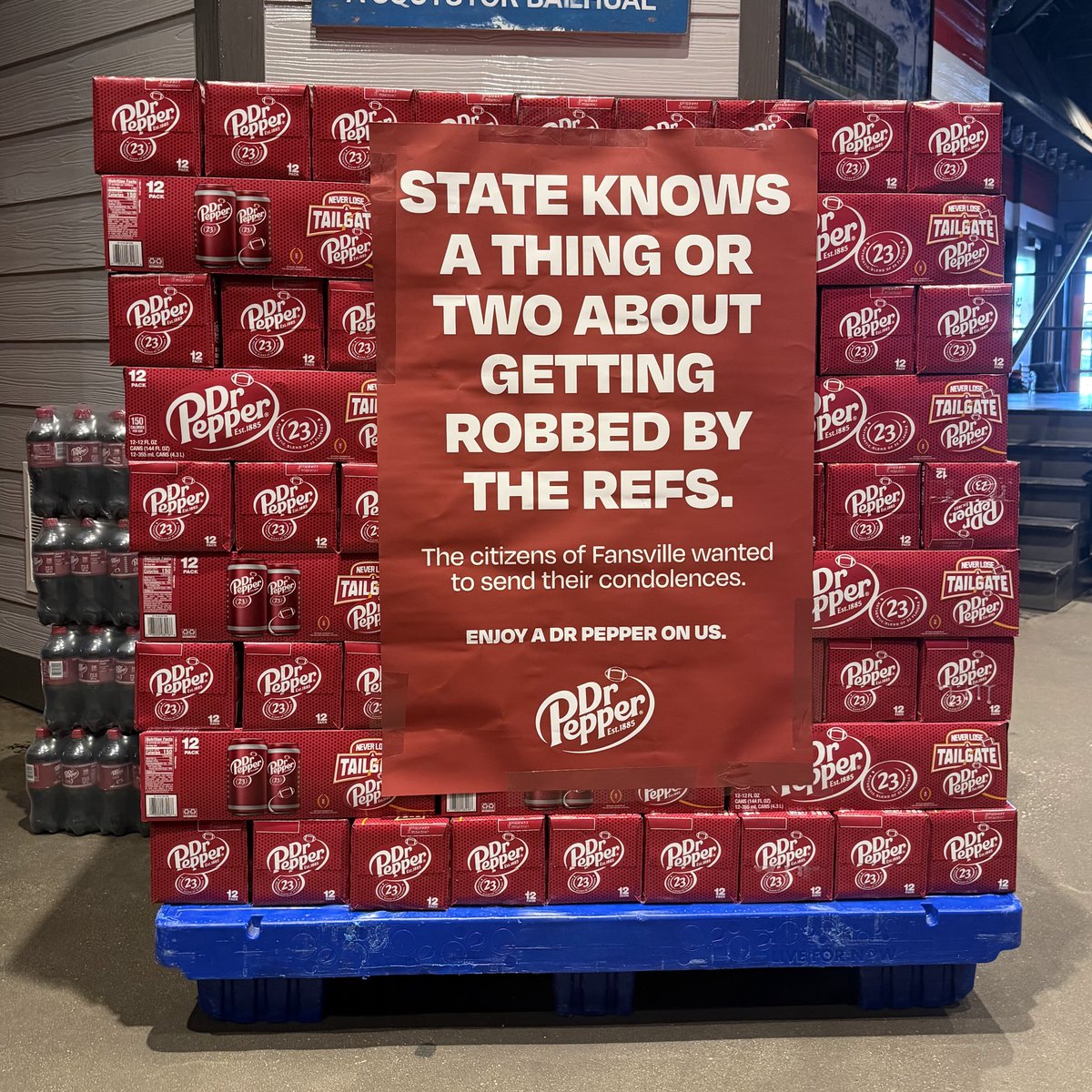 drpepper's tweet photo. 👋 CFB fans in Tuscaloosa,

We saw what happened Saturday. The citizens of Fansville wanted to send a little something your way…

Head to📍Rounders @ 1215 University Blvd, Tuscaloosa, AL 35401 tonight for some Dr Pepper on us (while supplies last)! https://t.co/QlnYGi3h7R