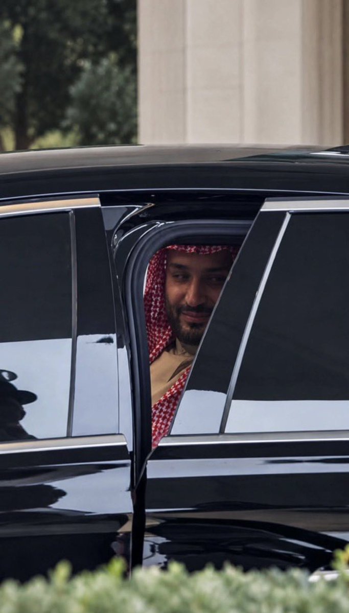 _0A7sas's tweet photo. #حبيب_الشعب_محمد_بن_سلمان
جعل من نوى مضرتك يالسعوديه
مايصبح عليه صّبح سعيد💚🇸🇦 https://t.co/hVjgnWbpFv