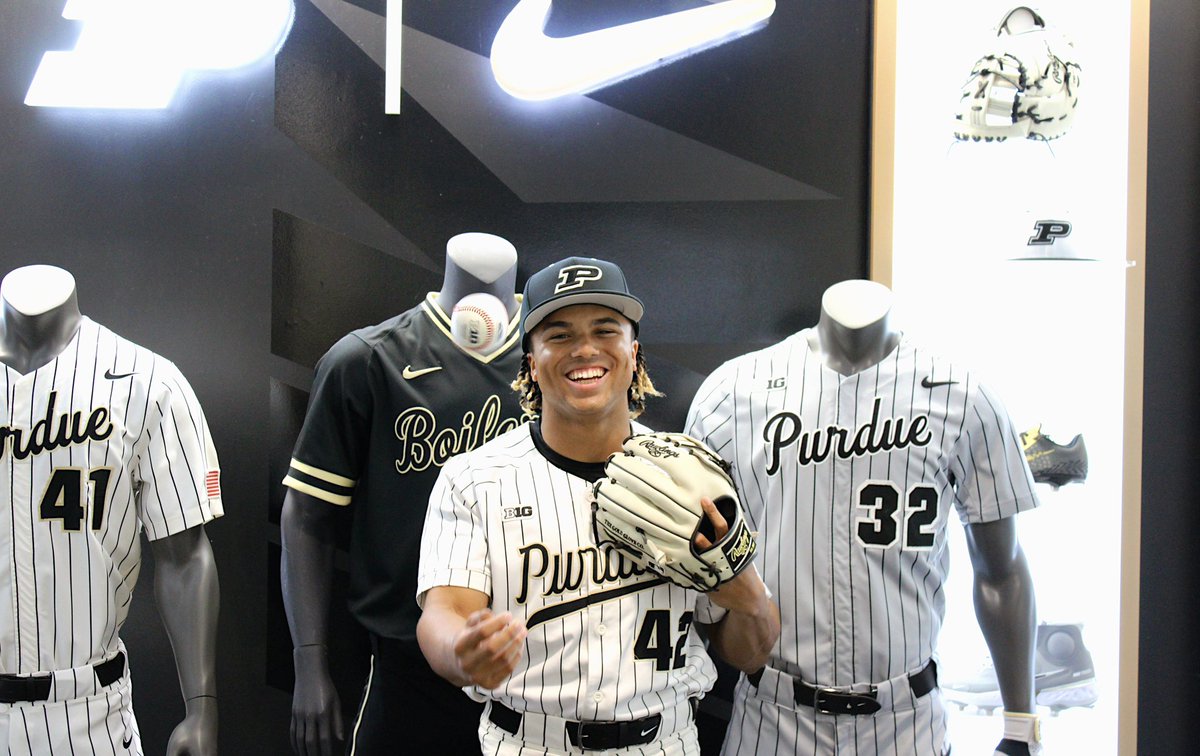 Julian_Rich42's tweet photo. Let’s do it. @PurdueBaseball https://t.co/nNtzeVcHXQ
