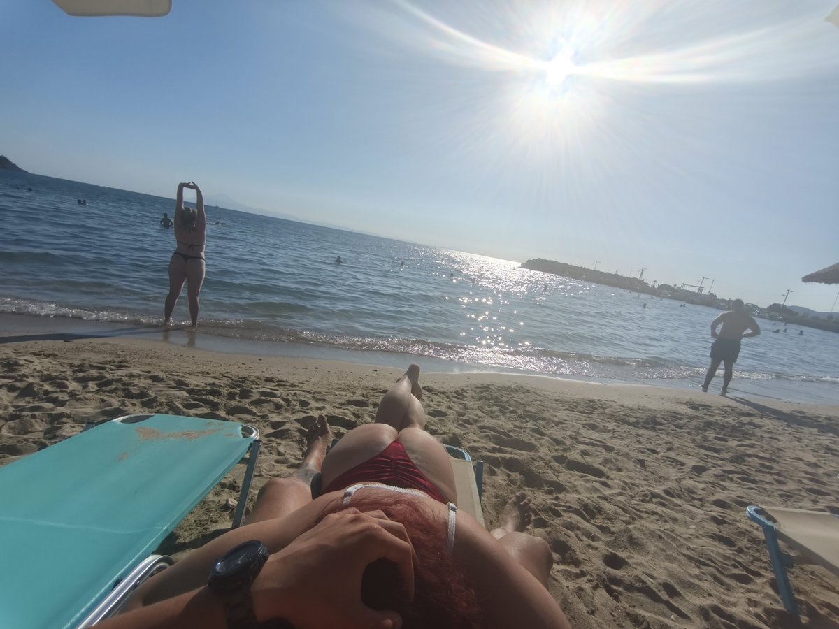 Valenti83470990's tweet photo. #morning #beach #niceview #hi #love #snap #omegle #summer https://t.co/Iu5rmQp2OV